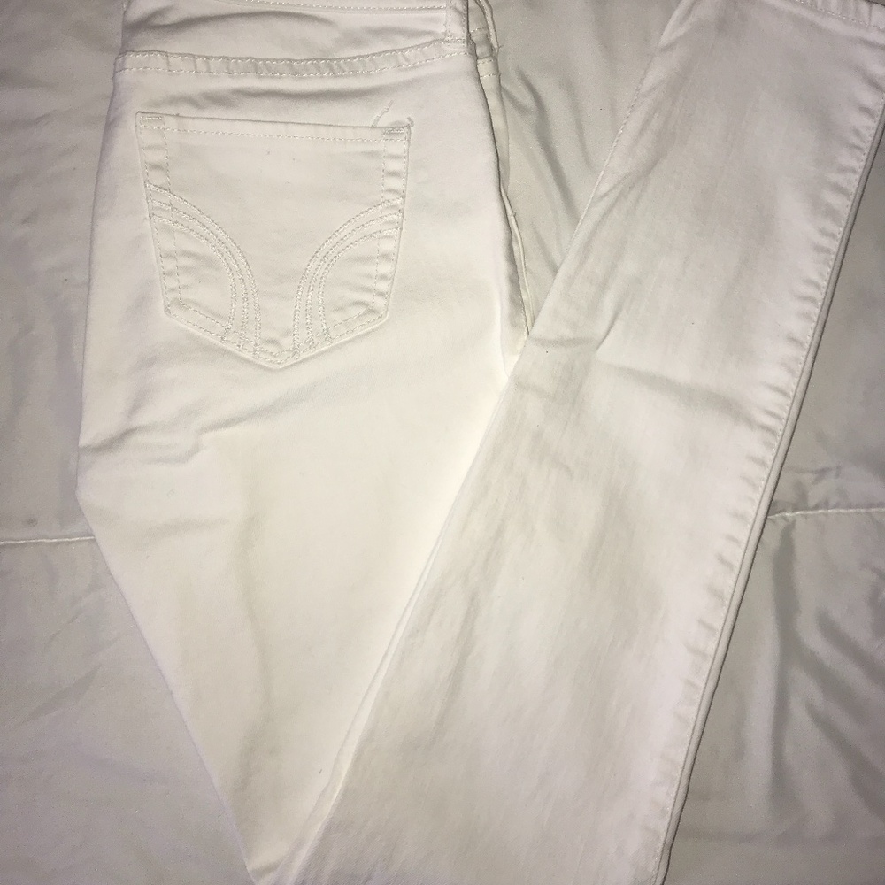HOLLISTER White Denim Super Skinny Jeans 3R